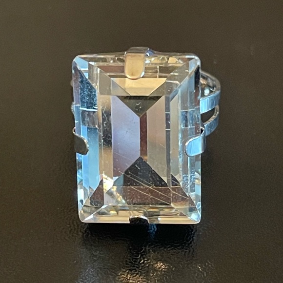 Jewelry - Adjustable clear crystal silver plated ring